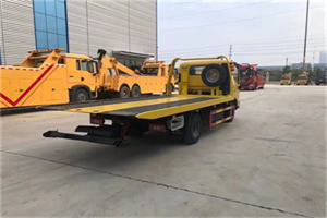 柳江非事故拖车