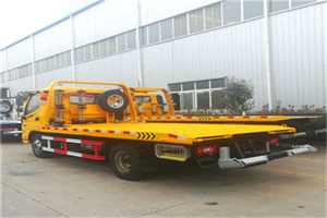 柳江附近拖车救援搭电