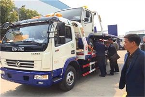 柳江汽车道路救援拖车价格